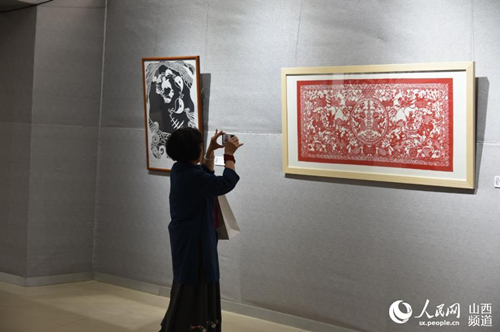 Exhibition of paper-cut artwork held in Xiangfen county
