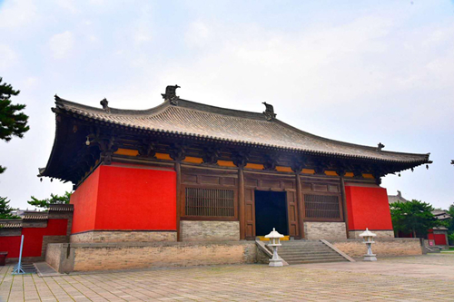 Discover Buddhist culture at Datong's Huayan Temple