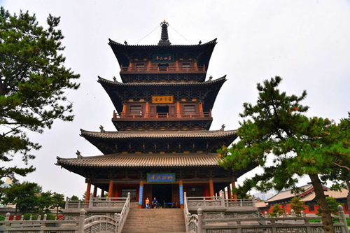 Discover Buddhist culture at Datong's Huayan Temple