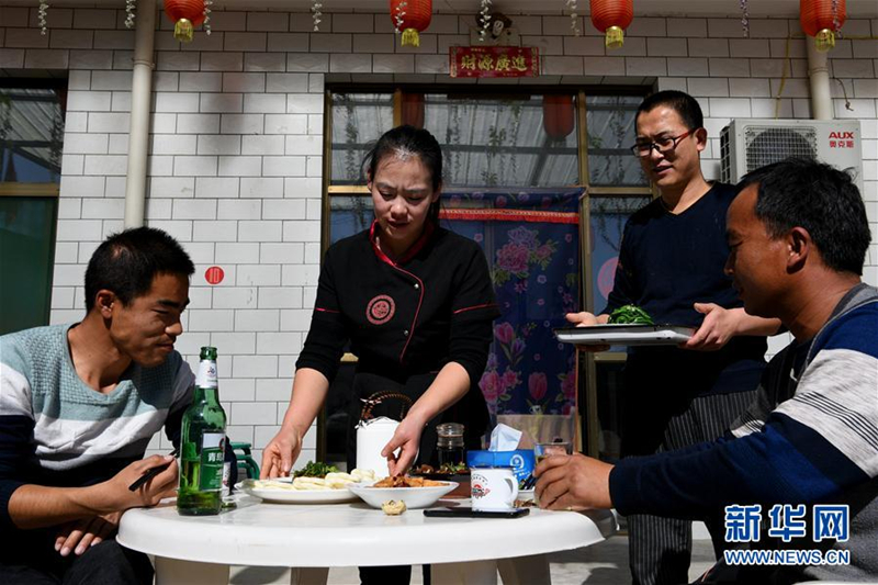 Farm stays harvest new tourists for Shanxi