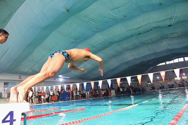 SXU tops in Shanxi swimming competition