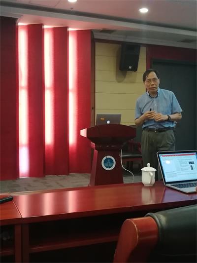 Chemists deliver academic lectures at Shanxi University