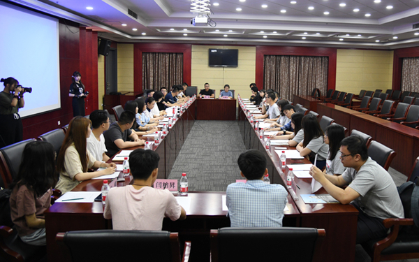 Hong Kong undergraduates visit Shanxi University