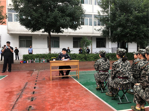 Freshmen receive safety training