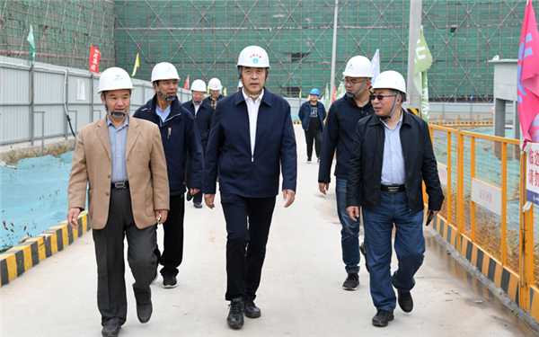 Officials visit to construction site of Dongshan campus