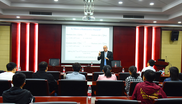 Technion professor delivers lecture at Shanxi University