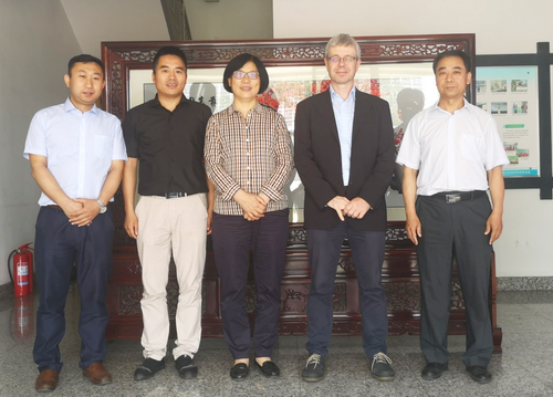 Prague university professor visits Shanxi University