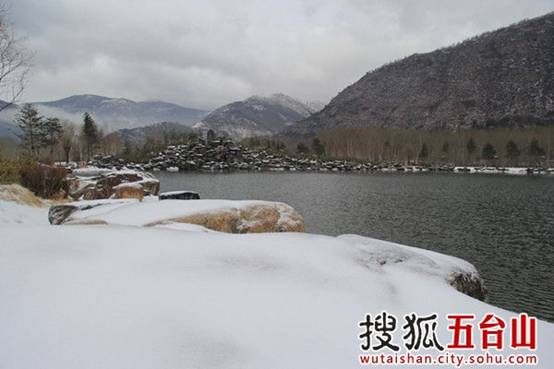 Wutai covered in spring snow