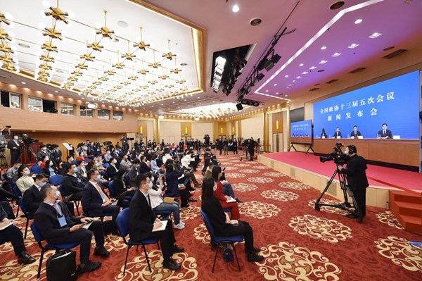 China's 'two sessions' under global gaze for solutions to world challenges