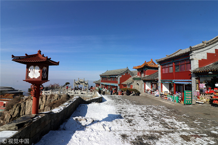 Mount Tai after snow captured in photos