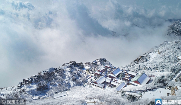 Mount Tai glistens with scenes of rime