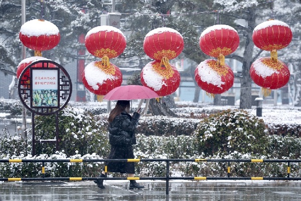 In pics: Tai'an glistens in red to welcome Spring Festival