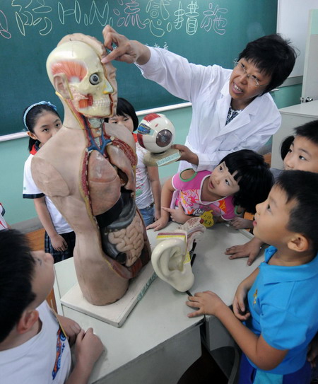 Healthcare class for children