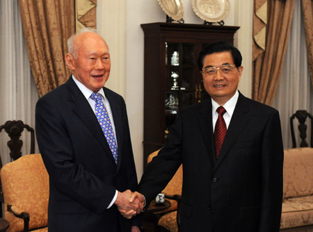 Chinese president meets with Singaporean Minister Mentor Lee Kuan Yew