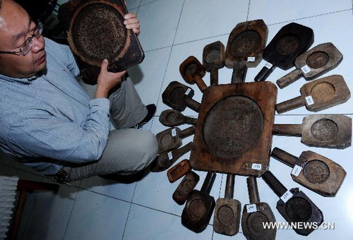 1,000 pieces of moon cake molds collected in Tianjin
