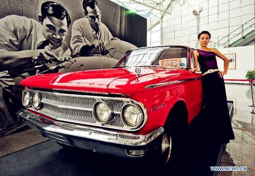 Int'l classic car show held in Tianjin