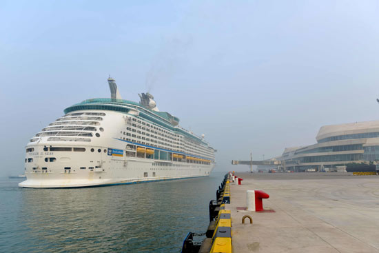 Asia biggest cruise liner opens routes to Tianjin