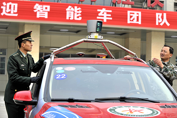 Military Transportation University develops self-driving vehicles in Tianjin
