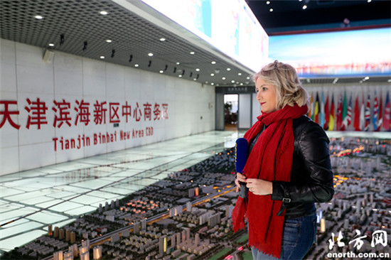 Media workers view Tianjin