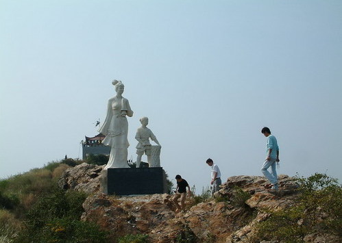 Liangzi Lake