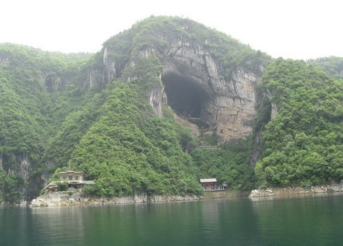 Qingjiang River Art Gallery