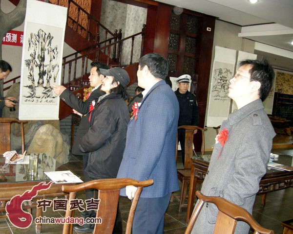 Zhang Kun 'From Human to Spirit' art exhibit debuts