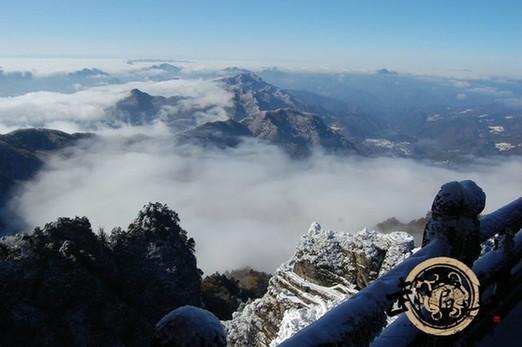First snow arrives in Wudang