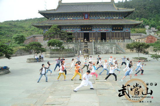 Tianya Forum users impressed by Wudang's beauty