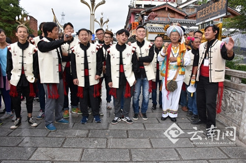 Love is in the air in Lijiang as city holds mass blind date