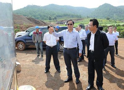 Wang Minzheng investigates expressway construction