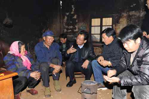 Kunming supervises and supports two developing zones