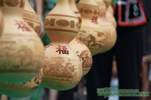 Pu'er culture shows stages in shanghai