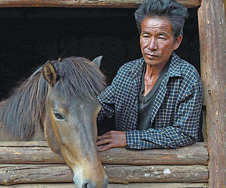 Faces of an epic journey and of time