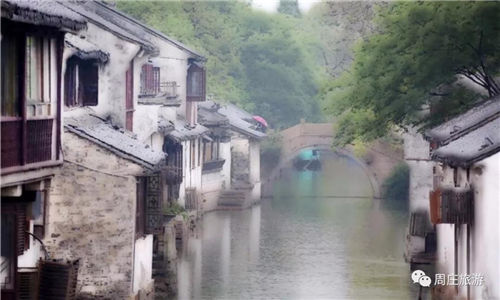 Snapshots of captivating Zhouzhuang in rainy season
