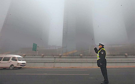 Fog causes transport delays, closures