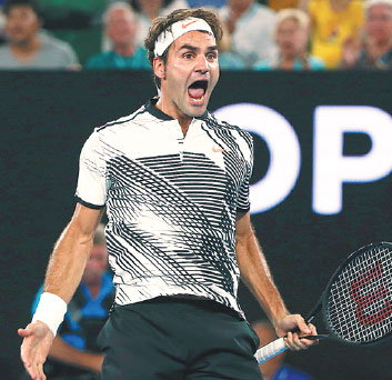 Fired-up Federer poised to pounce at unlikely crown