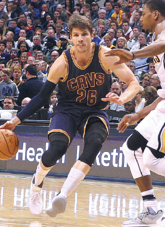 Shooting star Korver shows he still has fire