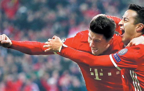 Carlo cheered by Munich mauling