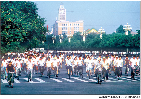 A moment in time: Cycles of cycling