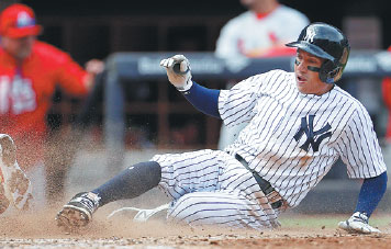 Yankees survive wild Card Carlos