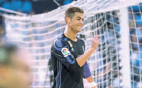 Rampant Ronaldo puts Real on brink