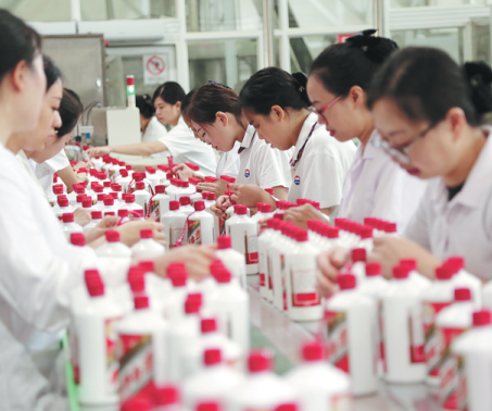 Kweichow Moutai forecasts lower full-year profit