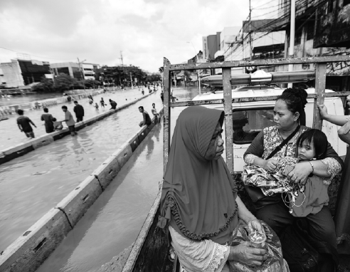 Jakarta floods death toll rises to 21