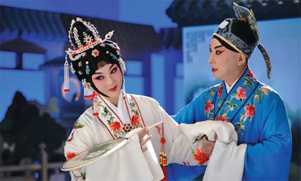 Big screen treatment for Peking Opera