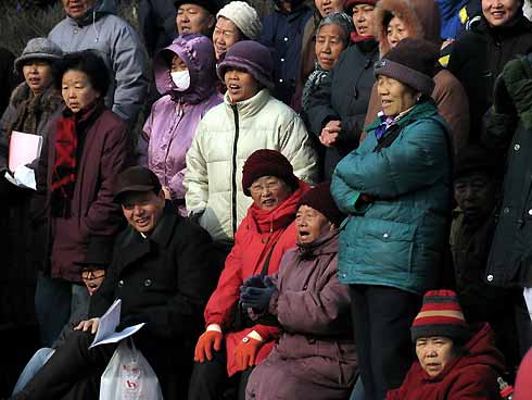 Folk art gathering at Temple of Heaven