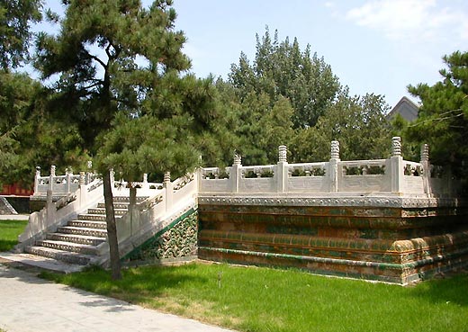 The Temple of Land and Grain (Xian Nong Tan)