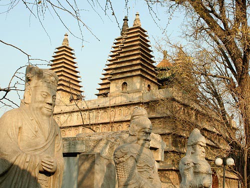 The Zhenjue Temple (Zhen Jue Si)