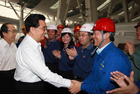 Chinese President Hu Jintao rode the Beijing metro system Wednesday to test the capital&apos;s transport preparations for the upcoming Olympic Games.