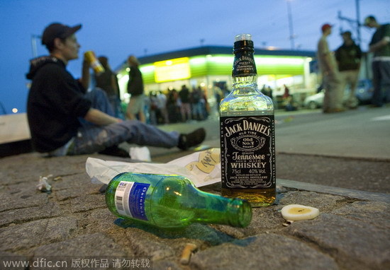 Should alcohol be banned for teens?