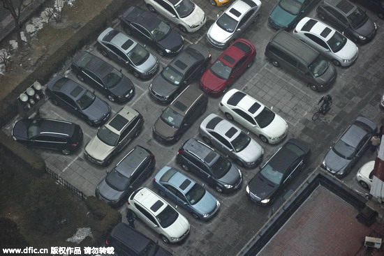 Are women-only parking lots necessary?